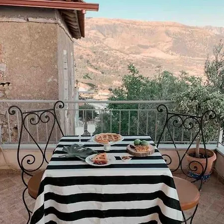Maria Mountain View Apartamento *