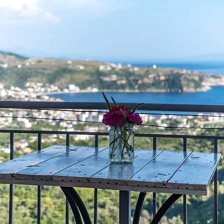 Maria Mountain View Apartamento Himarë